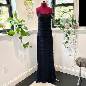GORGEOUS black strapless maxi dress